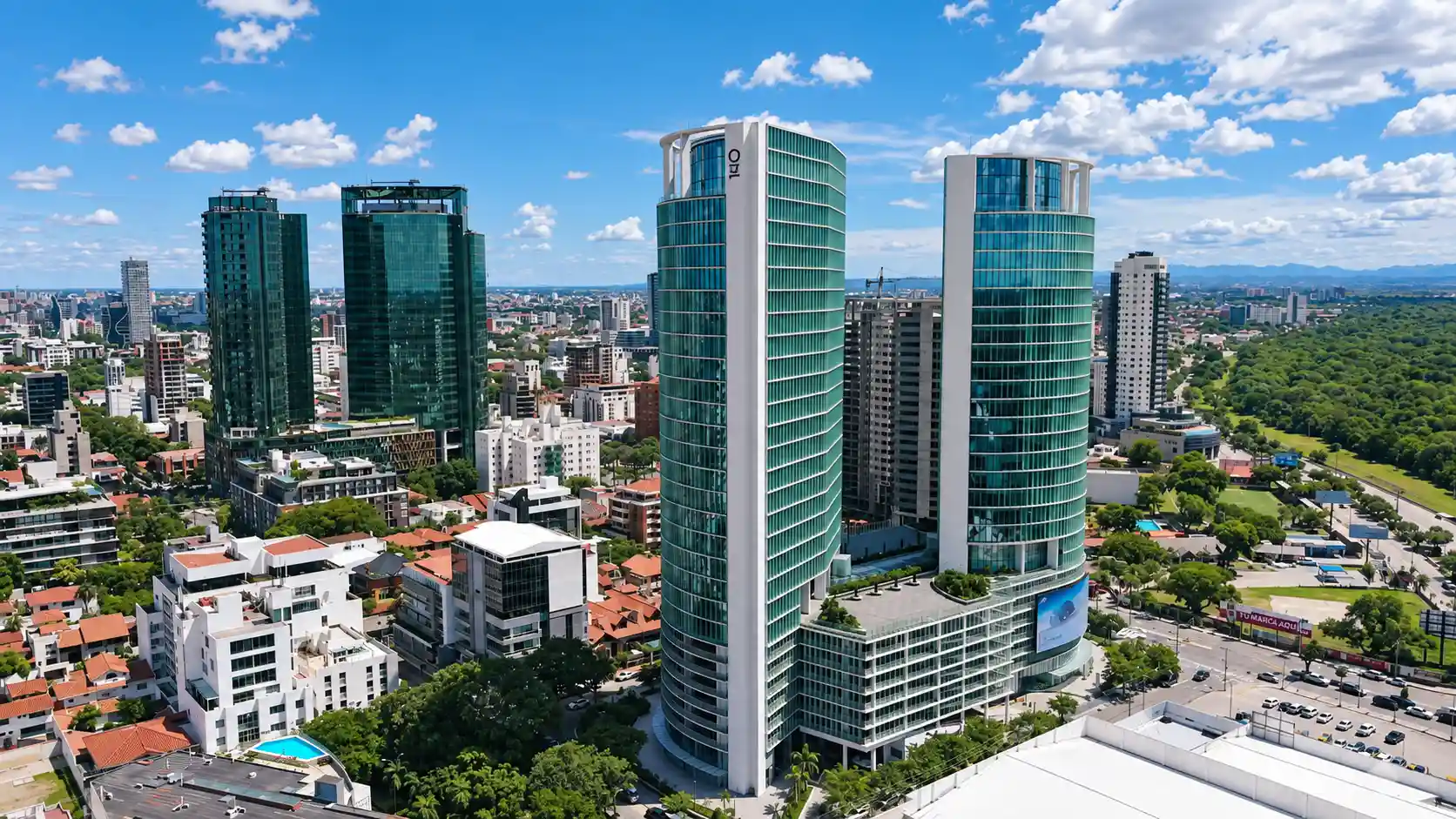 Edificios y avenidas de Santa Cruz de la Sierra